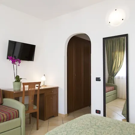 Blu Morisco Otel Cannigione