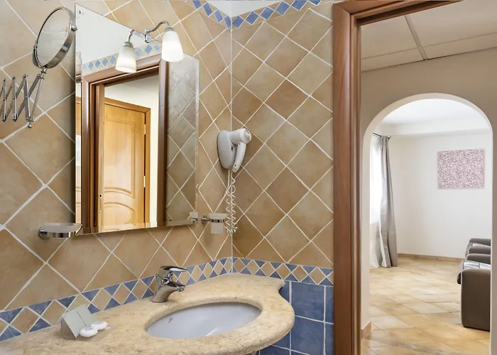 Blu Morisco Hotel 4*